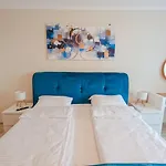 Blue Marine Apartment, Complex Carpe Diem Balchik, Free Parking Апартамент *