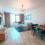 Апартамент Blue Marine Apartment, Complex Carpe Diem Balchik, Free Parking Балчик