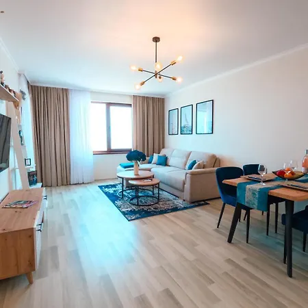 Апартамент Blue Marine Apartment, Complex Carpe Diem Balchik, Free Parking Балчик